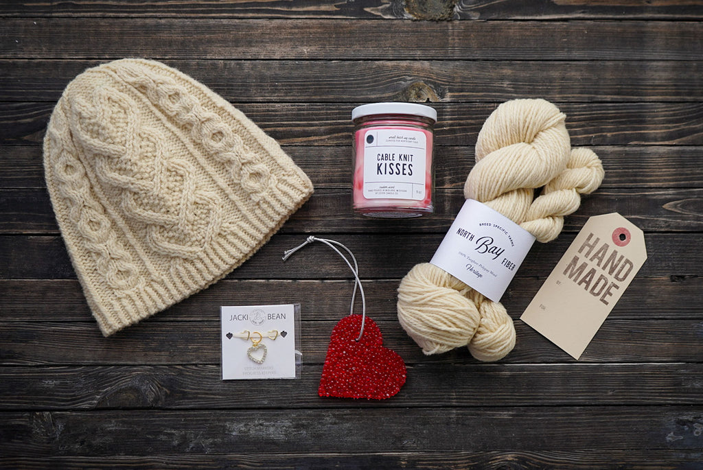 LIMITED EDITION KIT: Cable Knit Kisses!